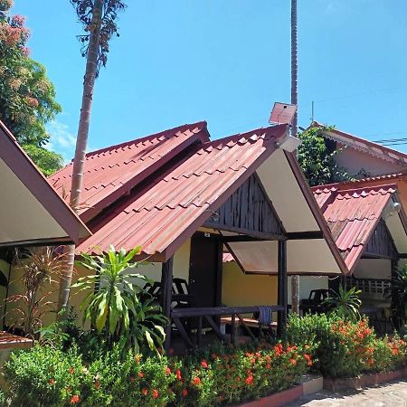 Ssp Bungalow Trat Exteriör bild